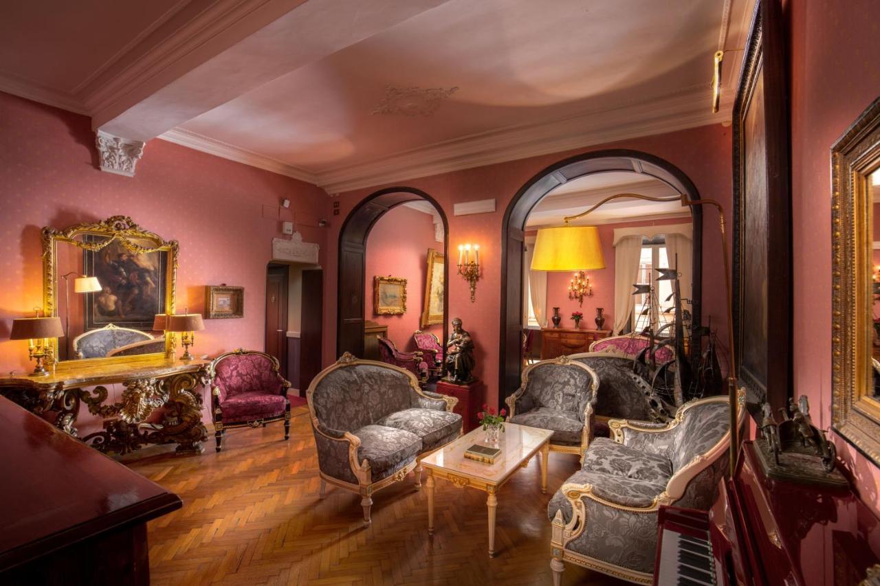 Residenza Frattina Pensión