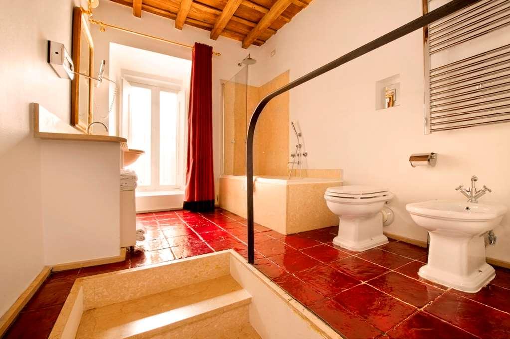 Residenza Frattina Pensión 2*