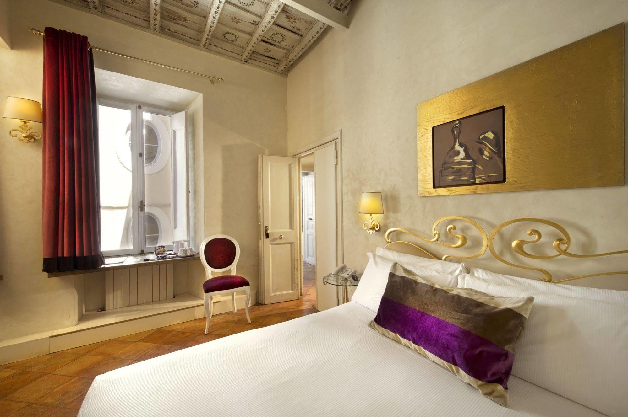 Residenza Frattina Roma