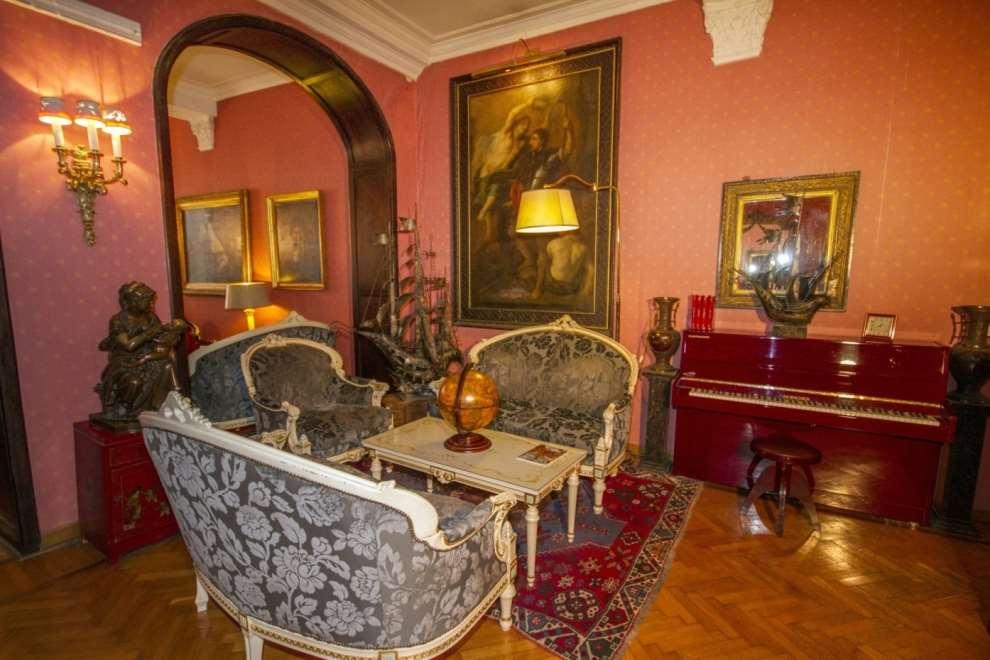 Pensión Residenza Frattina 2*