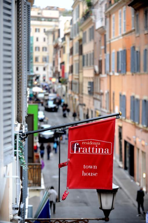 Residenza Frattina Pensión Roma